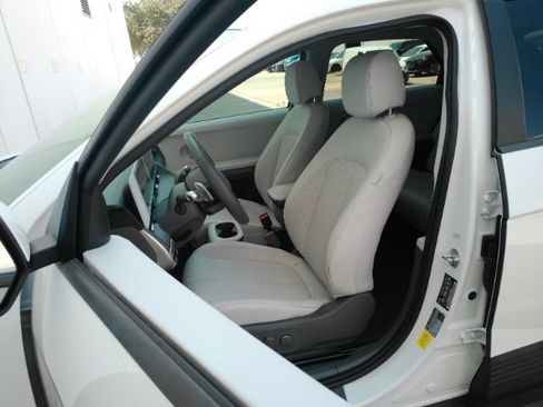 Used 2023 Hyundai Ioniq 5 SEL RWD image 14