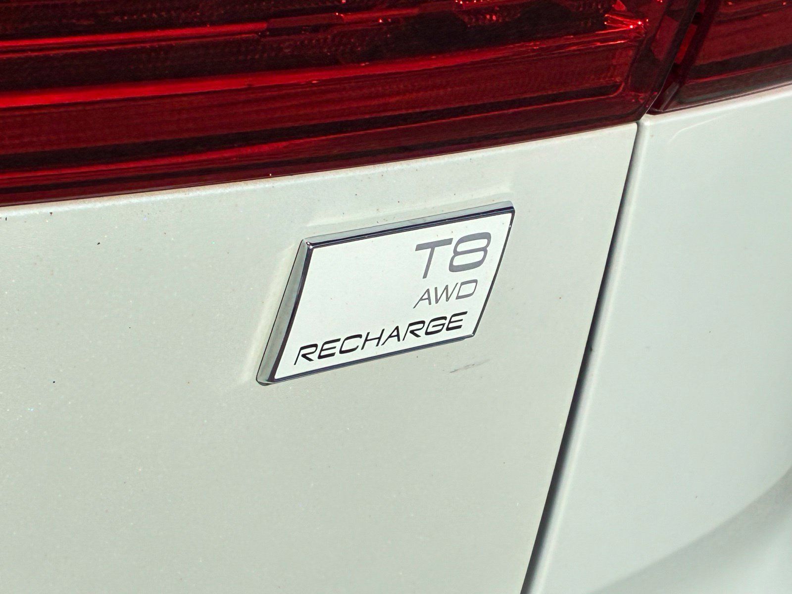 Used 2023 Volvo XC60 T8 Plus AWD/4WD image 11