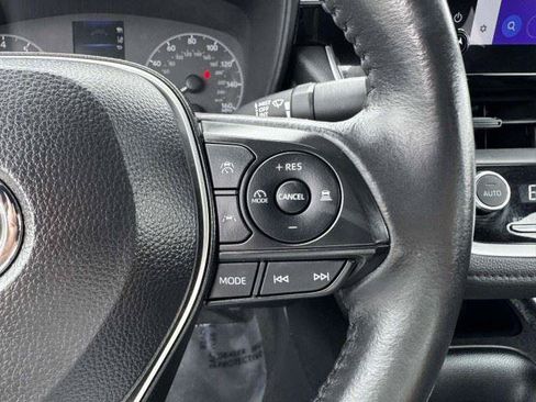 Used 2024 Toyota Corolla SE FWD image 29