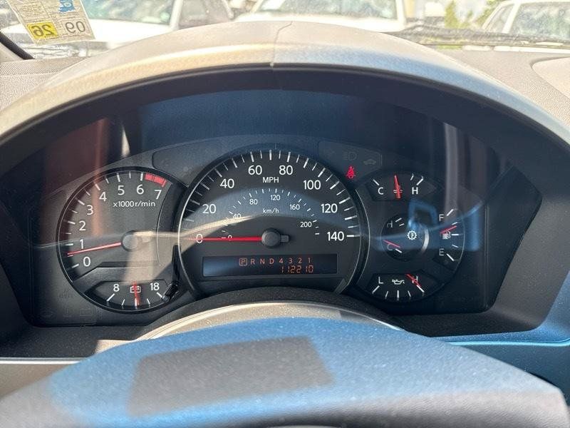 Used 2005 Nissan Armada LE w/ (U01) Technology Pkg (LE) RWD image 13