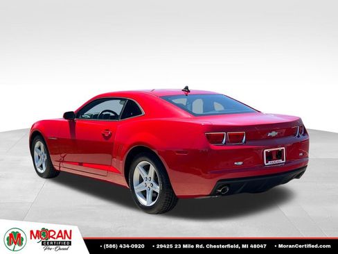 Used 2010 Chevrolet Camaro LT RWD image 4