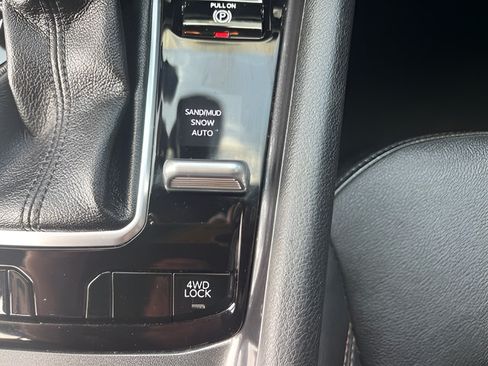 Used 2023 Jeep Compass Latitude AWD/4WD image 29