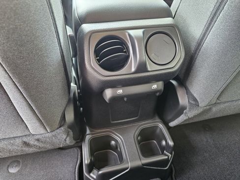 New 2025 Jeep Wrangler Sport S image 31