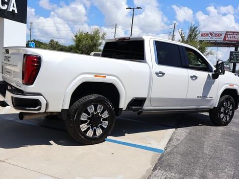 Used 2024 GMC Sierra 2500 Denali w/ Denali Reserve Package AWD/4WD image 8