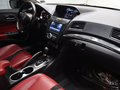 Used 2020 Acura ILX image 11