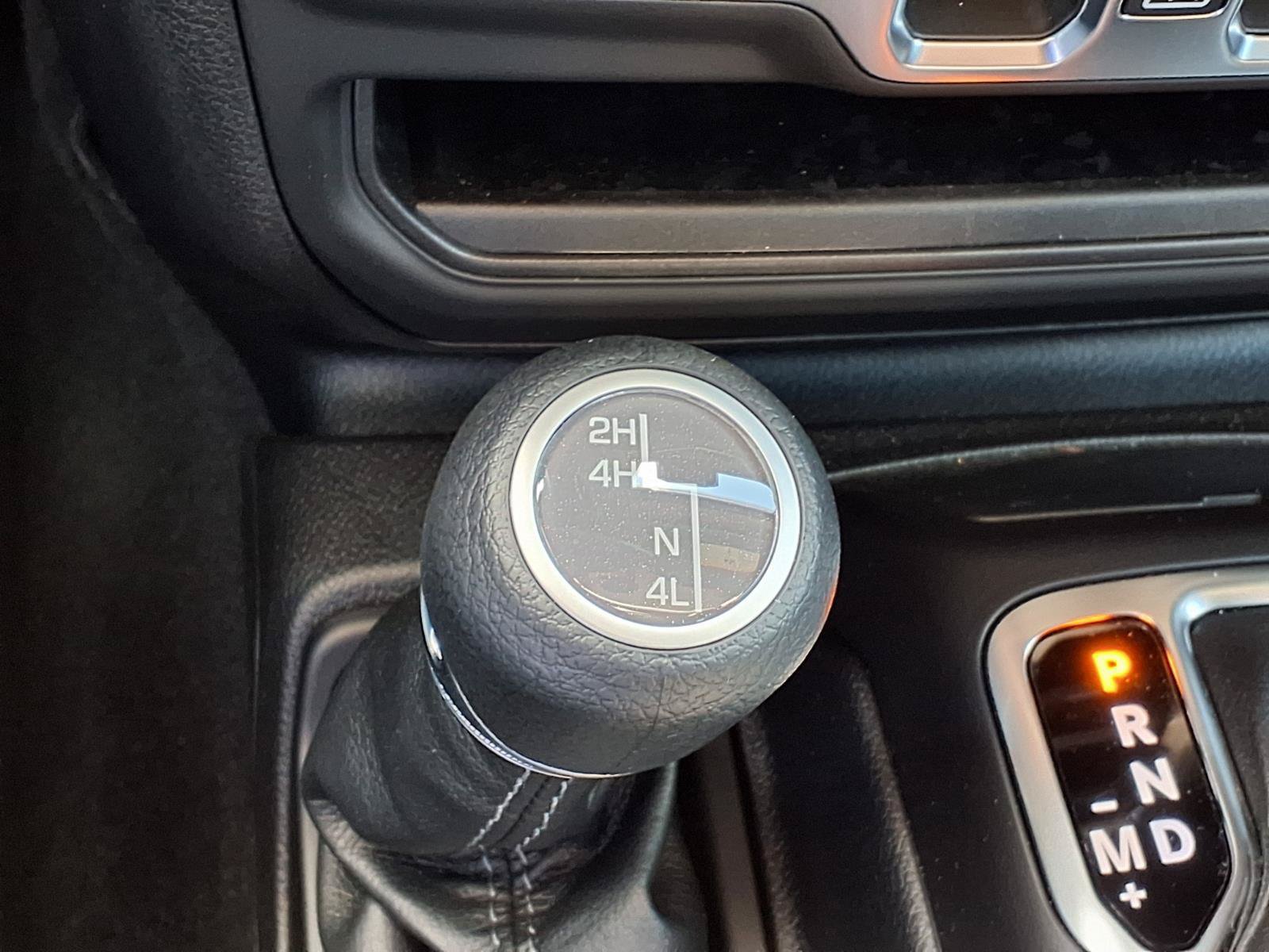 New 2026 Jeep Gladiator Sport AWD/4WD image 11