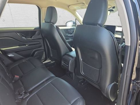 Used 2024 Lincoln Corsair AWD w/ Equipment Group 101A image 11