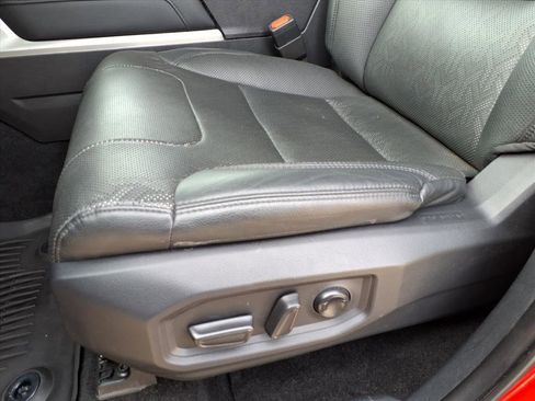 Used 2023 Toyota Tundra Limited w/ Power Package image 17