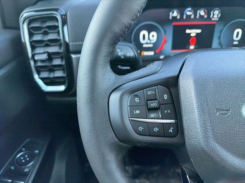 New 2025 Ford Ranger Lariat w/ FX4 Off-Road Package image 16