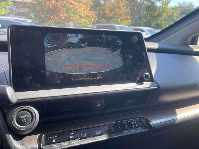 Used 2023 Toyota Prius XLE AWD/4WD image 30