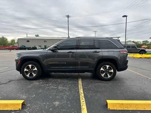 Used 2024 Jeep Grand Cherokee Limited 4xe AWD/4WD image 6