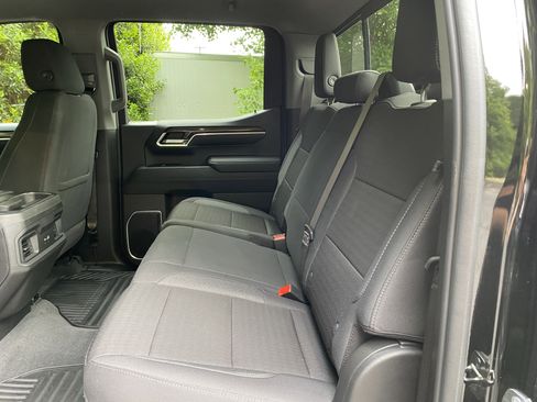Used 2024 Chevrolet Silverado 1500 RST w/ Convenience Package II AWD/4WD image 38