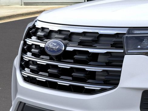 New 2026 Ford Explorer Active image 17