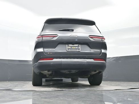 Used 2021 Jeep Grand Cherokee L Laredo w/ Luxury Tech Group I image 29