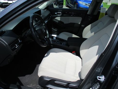 Certified 2022 Honda Civic EX image 12