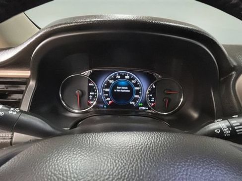 Used 2019 GMC Acadia Denali w/ Technology Package AWD/4WD image 13