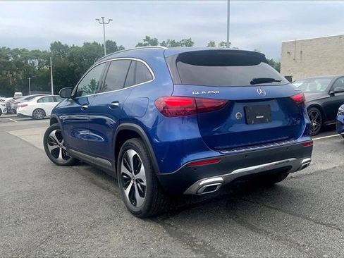 Used 2025 Mercedes-Benz GLA 250 4MATIC image 6