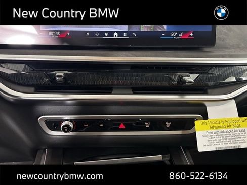 New 2026 BMW X7 xDrive40i w/ Premium Package image 23