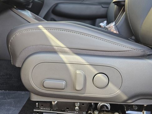 New 2026 Hyundai Kona Limited FWD image 23