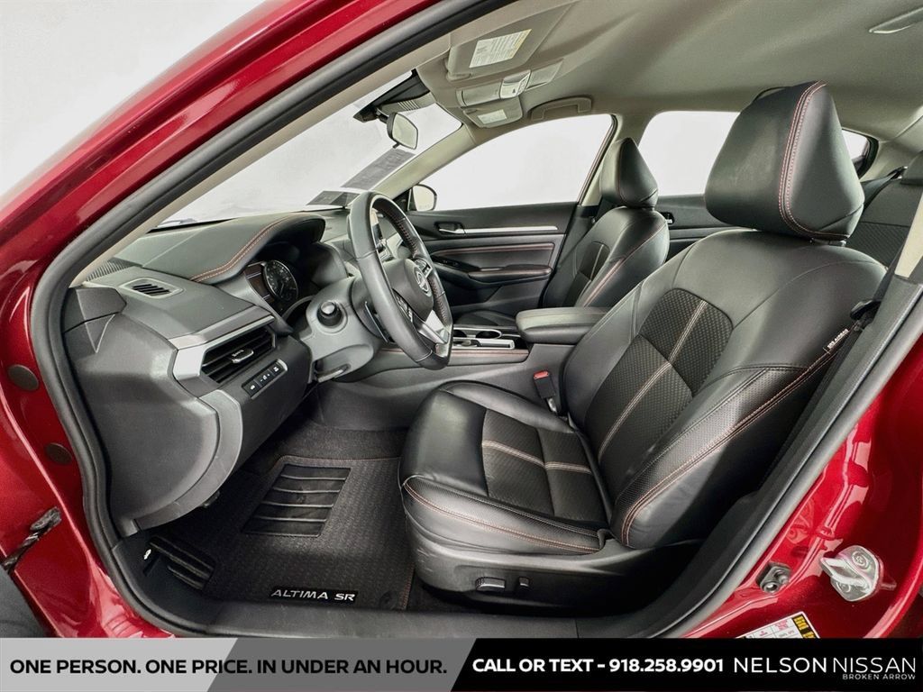 Used 2023 Nissan Altima 2.5 SR FWD image 19
