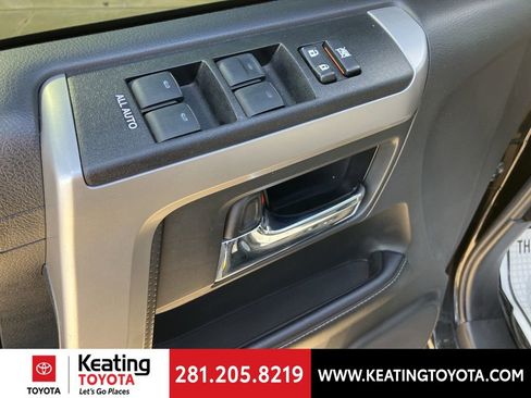 Used 2021 Toyota 4Runner SR5 Premium image 27