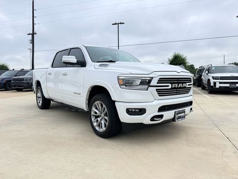 Used 2021 RAM 1500 Laramie w/ Laramie Southwest Edition AWD/4WD image 3