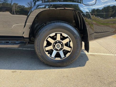 Used 2023 Toyota 4Runner TRD Off-Road Premium w/ Off Road Premium Plus Package AWD/4WD image 21