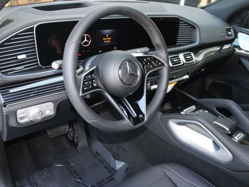New 2026 Mercedes-Benz GLE 450 4MATIC Coupe image 4