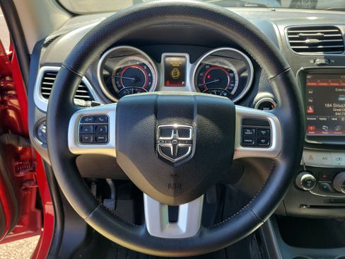 Used 2017 Dodge Journey GT w/ Driver Convenience Group FWD image 23