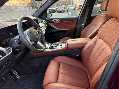 Used 2025 BMW X5 xDrive50e w/ Executive Package image 3