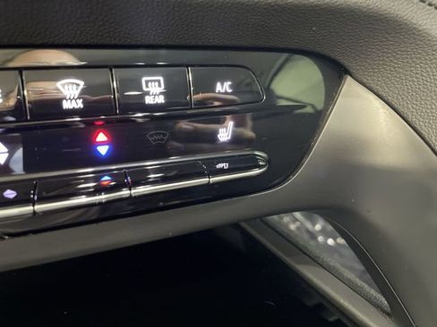 Used 2023 Buick Envision Preferred w/ Sport Touring Package image 31