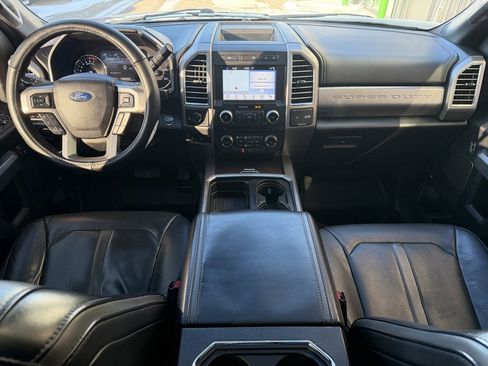 Used 2017 Ford F250 Platinum w/ Platinum Ultimate Package image 13