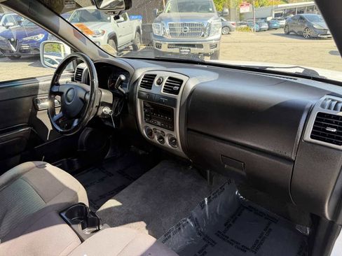 Used 2012 GMC Canyon W/T image 9