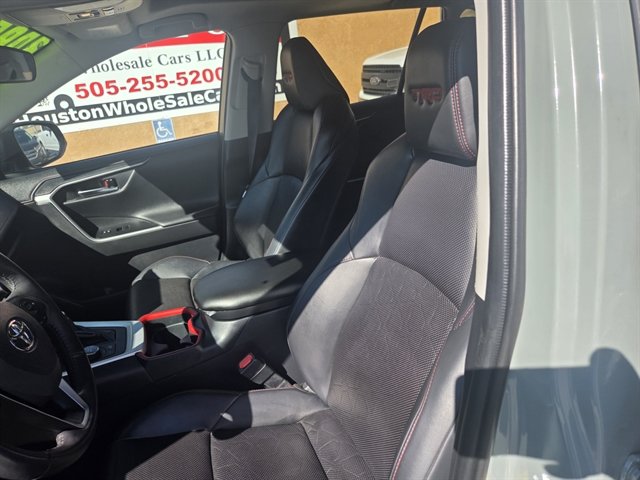 Used 2020 Toyota RAV4 TRD Off-Road w/ TRD Off-Road Weather Package AWD/4WD image 8