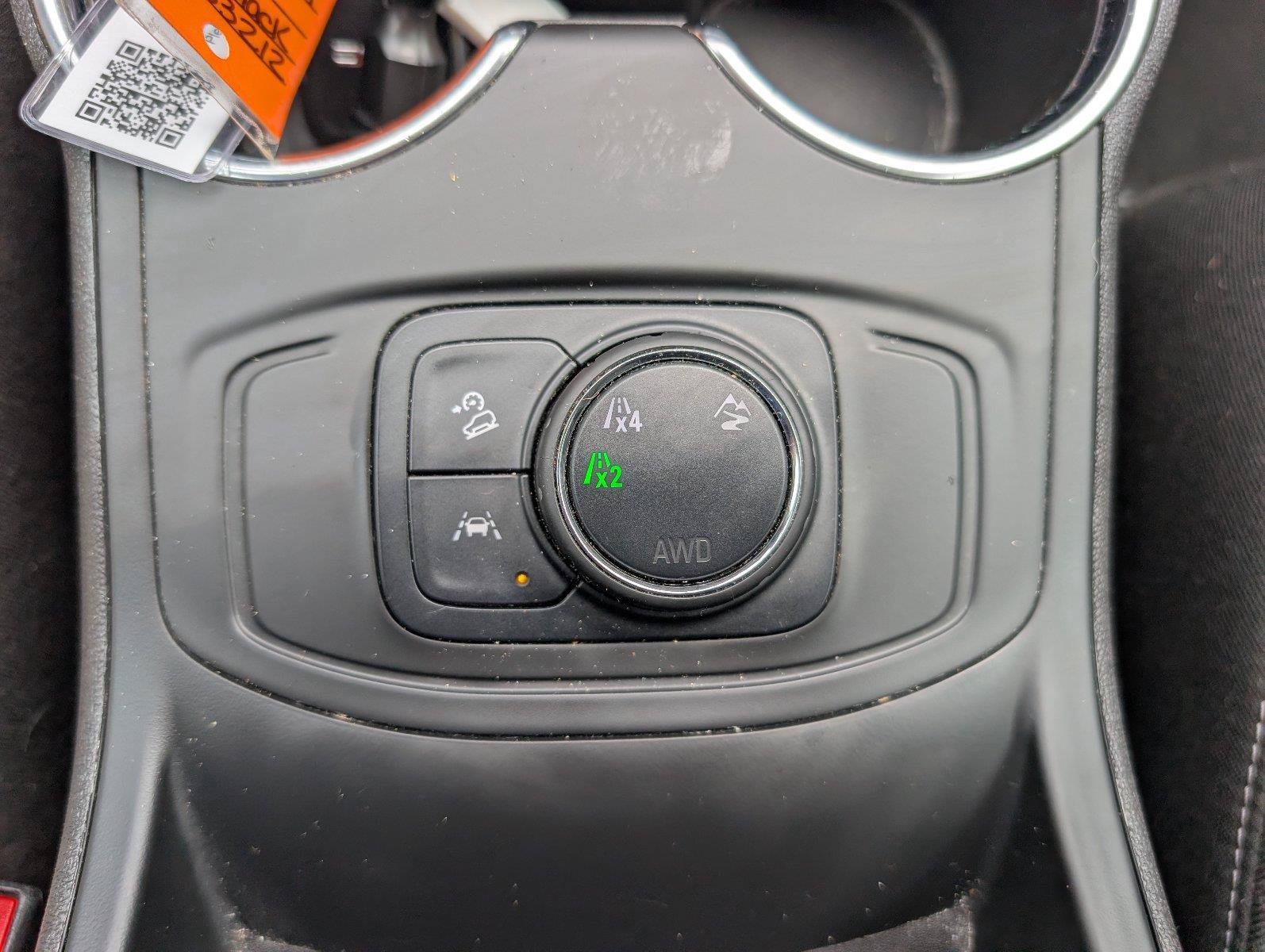 Used 2024 GMC Terrain SLE AWD/4WD image 18