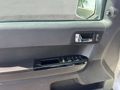 Used 2012 Ford Escape Limited FWD image 13