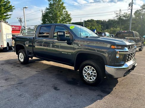 Used 2020 Chevrolet Silverado 2500 LT w/ Fleet Comfort Package image 6