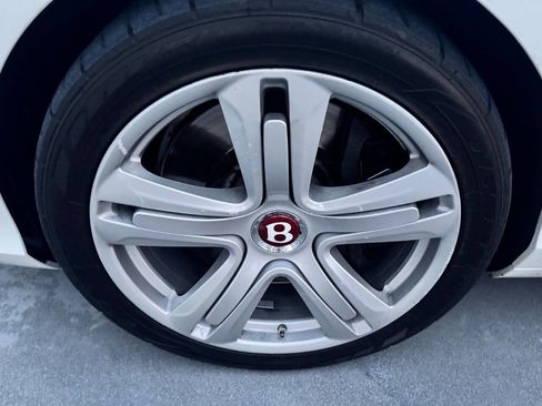 Used 2013 Bentley Continental GT image 26