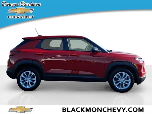 Used 2026 Chevrolet TrailBlazer LS w/ LS Convenience Package FWD image 7