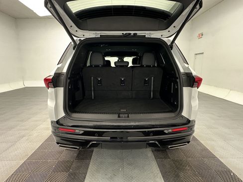 Certified 2026 Buick Enclave Sport Touring AWD/4WD image 23