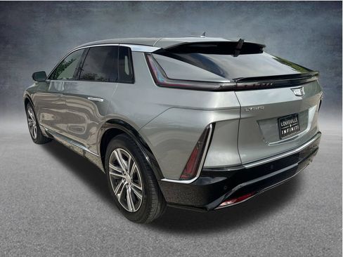 Used 2024 Cadillac Lyriq Luxury w/ LPO, Floor Liner Package AWD/4WD image 6