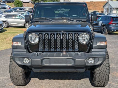 Used 2018 Jeep Wrangler Unlimited Sport S AWD/4WD image 9