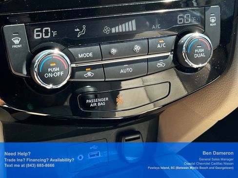 Used 2019 Nissan Rogue SL w/ Premium Package FWD image 40
