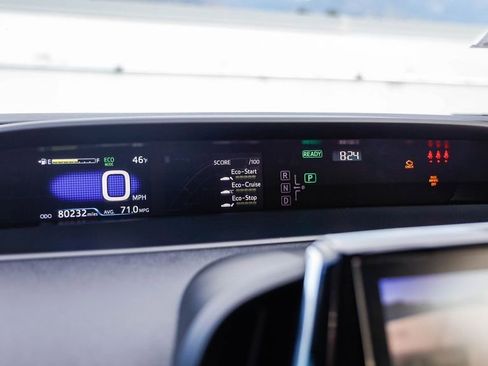 Used 2020 Toyota Prius Prime XLE image 23