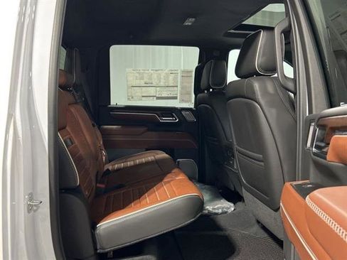 New 2025 GMC Sierra 2500 Denali Ultimate image 23