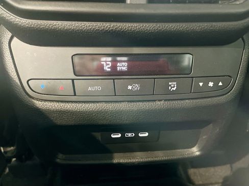 Used 2024 Honda Pilot EX-L image 24