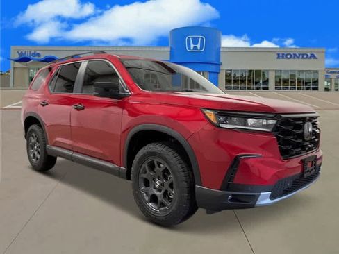 New 2025 Honda Pilot TrailSport image 10