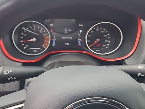 Used 2018 Jeep Compass Trailhawk w/ Leather Interior Group image 14