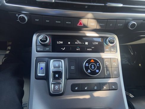 Used 2023 Hyundai Palisade Calligraphy w/ Cargo Package image 11