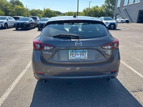 Used 2017 MAZDA MAZDA3 Grand Touring FWD image 33